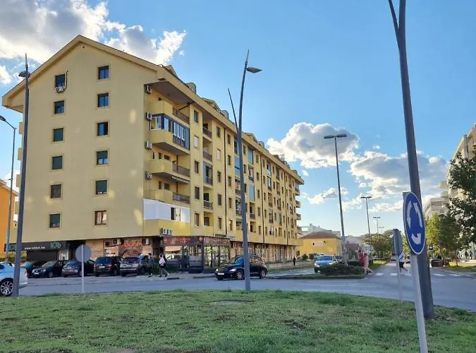 Oksana Apartment