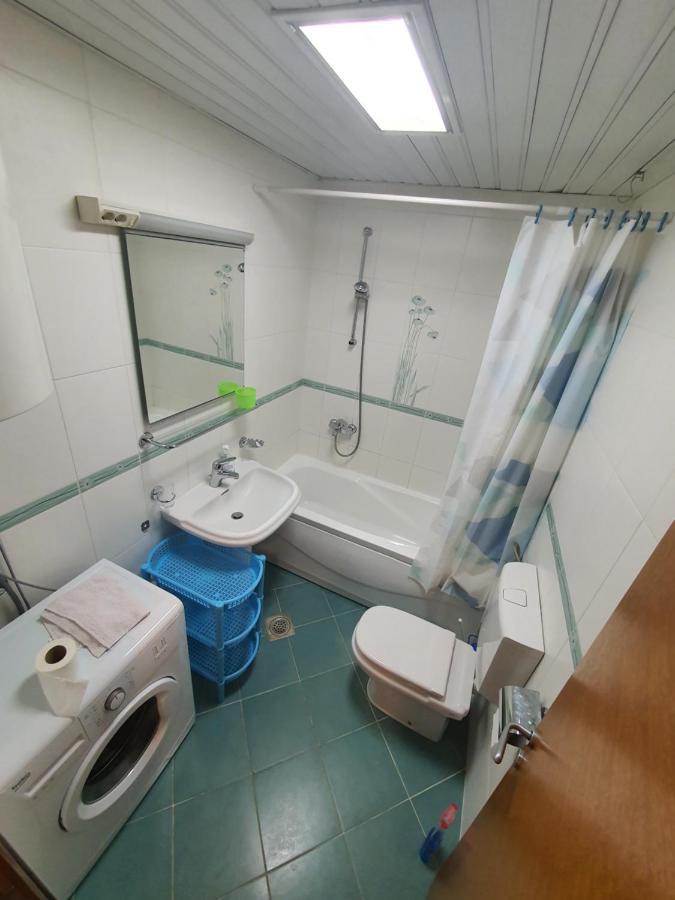 Oksana Apartman *
